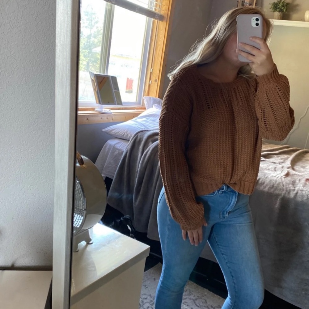 A&E sweater